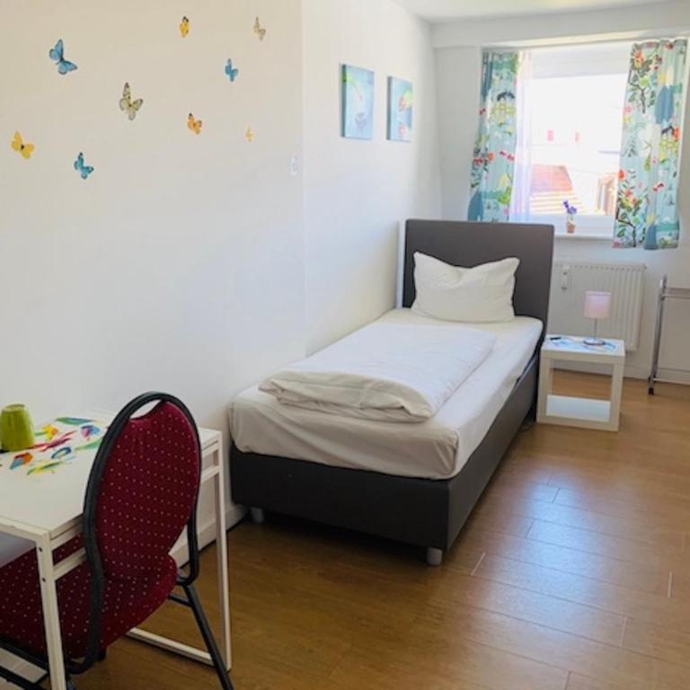 Pension Belo Sono München - Chambre Simple Économique avec Salle de Bains Commune - 1