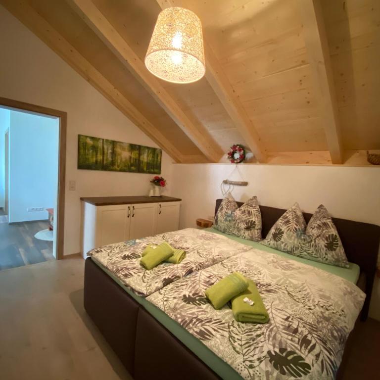 Apartments Edelweiß & Enzian - Gästehaus zum Fuchs - Apartment mit 2 Schlafzimmern - 2