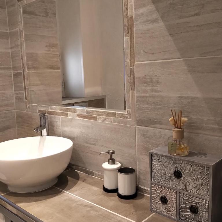 Magnifique studio coeur Vieil Antibes - Apartment mit 1 Schlafzimmer - 13
