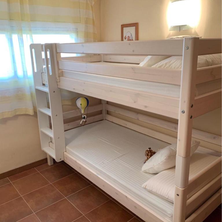 Apartamento en Torre Valentina, la mejor playa! - Three-Bedroom Apartment - 45
