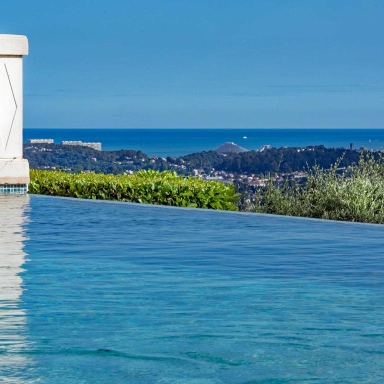 Luxury Pool Apartment at Villa Seburga - Two-Bedroom Apartment - 4