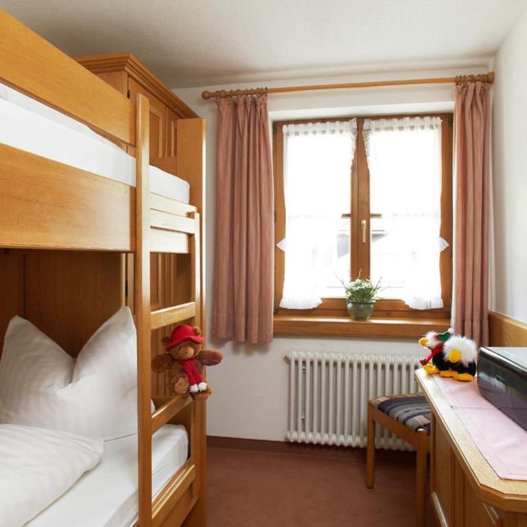 Haus Central Oberstdorf - Apartment mit 2 Schlafzimmern und Balkon - Mädelegabel - 4