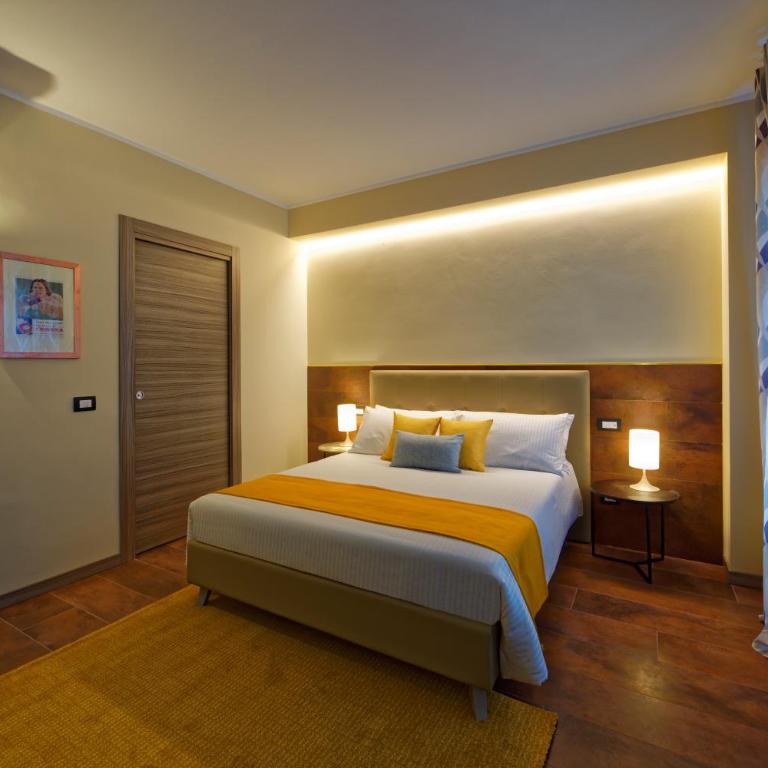 RED RIBBON - Double Room - 7