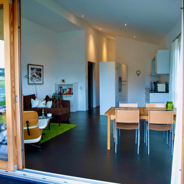 Ferienwohnung Crap Ner - Apartment mit Blick auf die Berge - 10