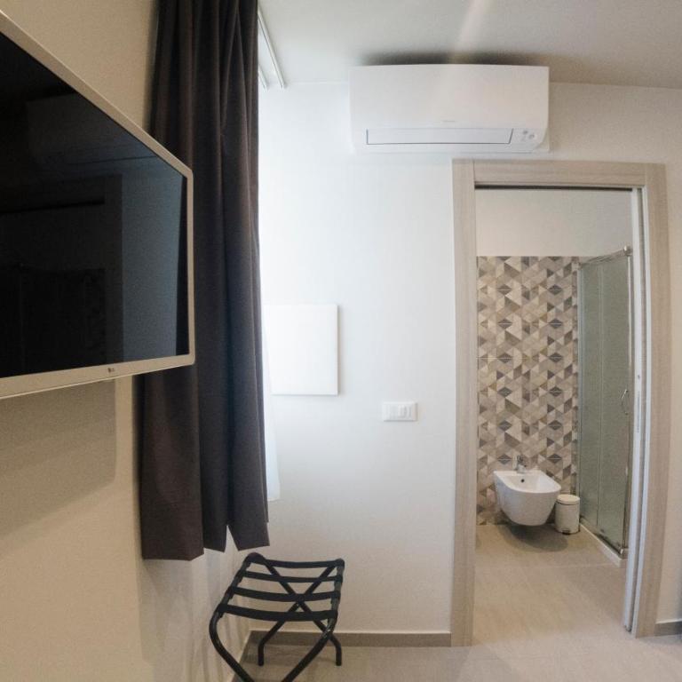 B&B Contessa dei venti - Double Room with Private Bathroom - 1