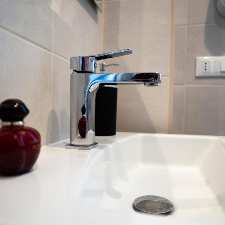 B&B Contessa dei venti - Double Room with Private Bathroom - 7