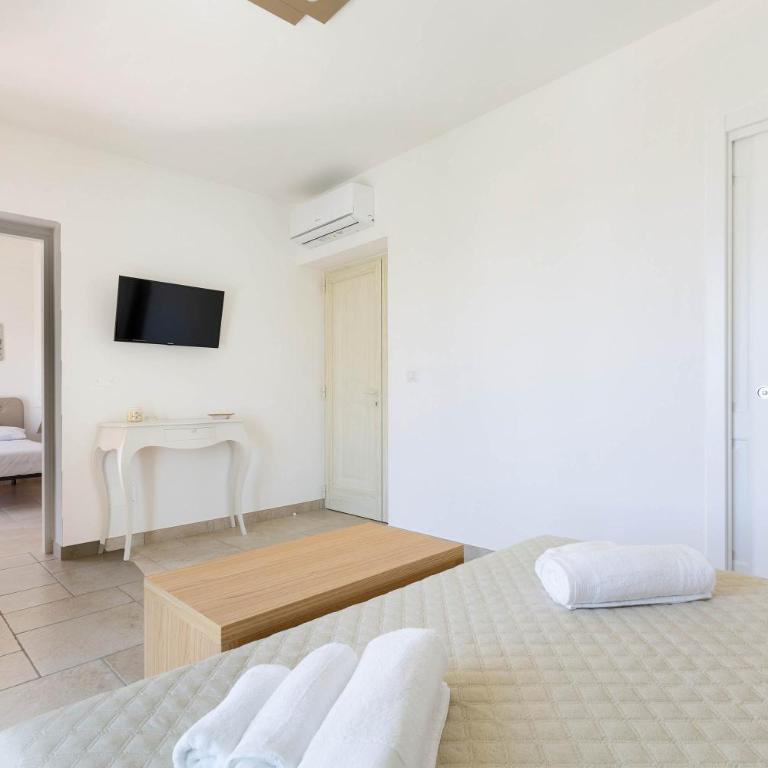 B&B I Tarocchi - Quadruple Room with Terrace - 9