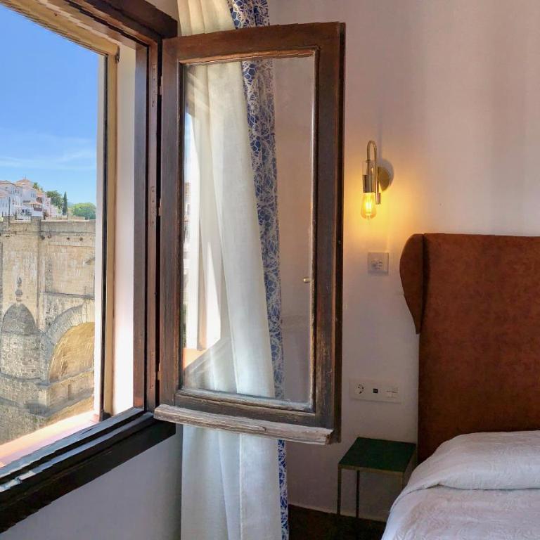 Hotel Don Miguel - Habitación Doble con vistas al Puente Nuevo - 1 o 2 camas - 5