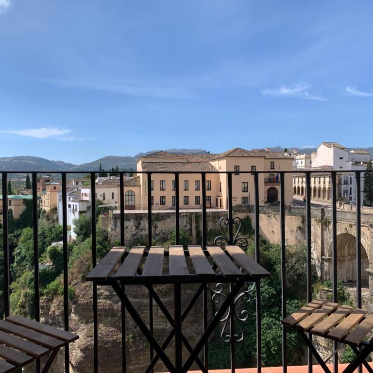 Hotel Don Miguel - Habitación Doble con terraza y vistas al Puente Nuevo - 1 o 2 camas - 8