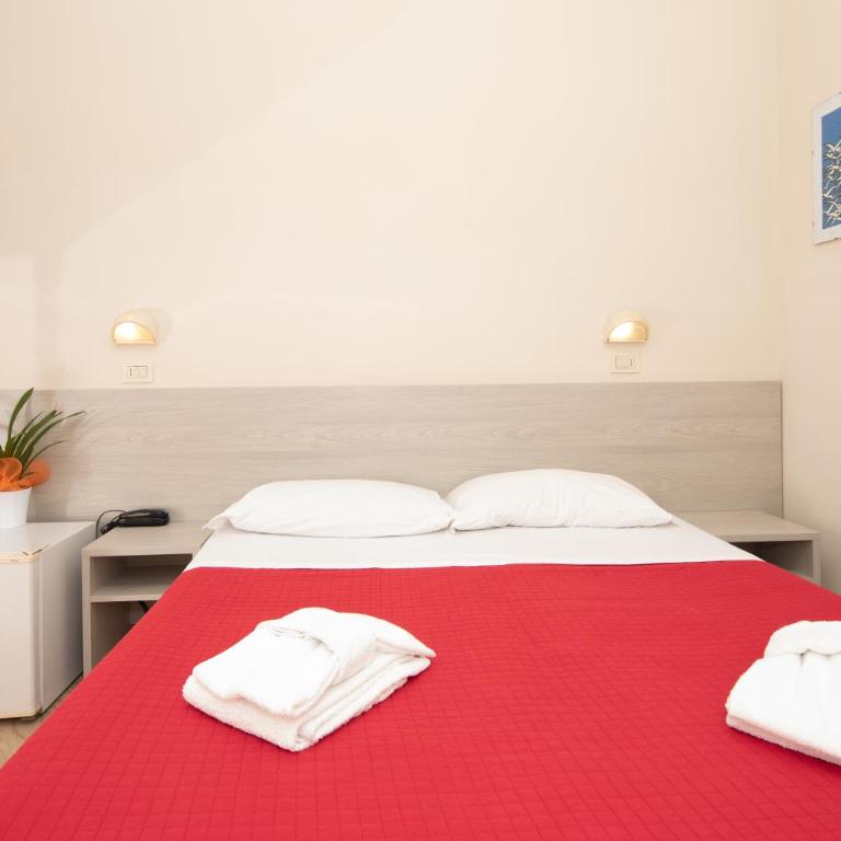 Hotel Lem - Doppel- oder Zweibettzimmer - 4