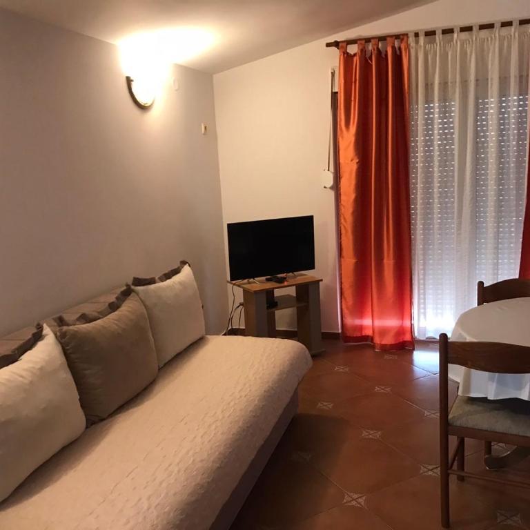 Guesthouse MB Knezevic - Apartman sa 1 Spavaćom Sobom - 4
