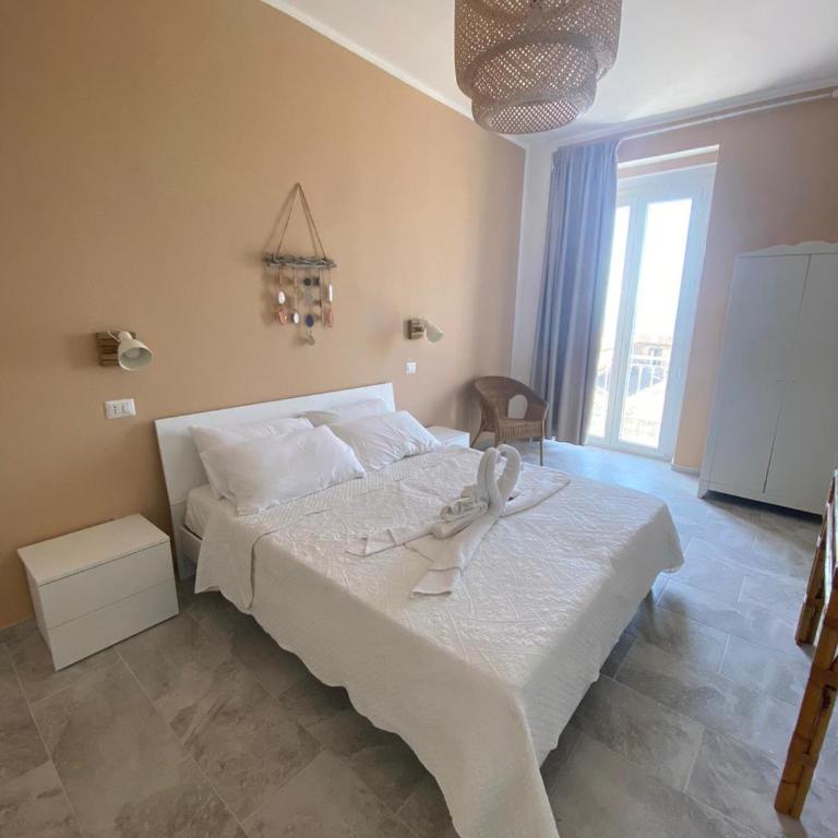 Brezza Marina - King Room with Sea View - 13