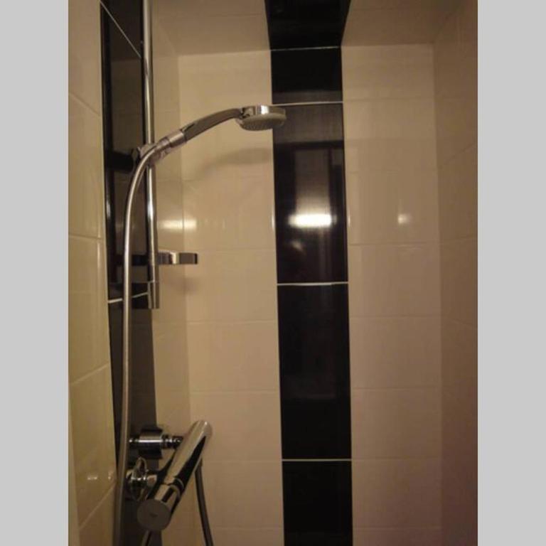 Loue studio de vacances rénové à Névache - Appartement 1 Chambre - 5