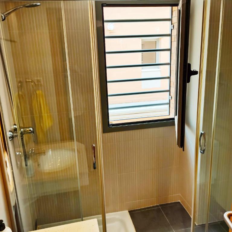 Armengual Centro Apartments FREE PARKING By Easytrip - Apartamento Estudio - 3