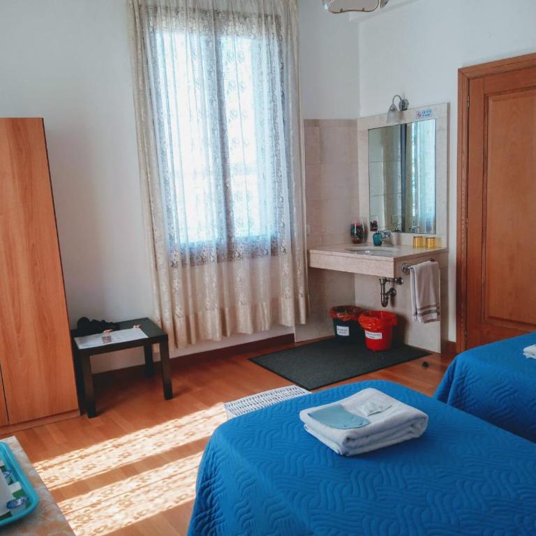 Casa Favaretto Guest House - Camera Deluxe Matrimoniale/Doppia con Letti Singoli con Vista Mare - 6