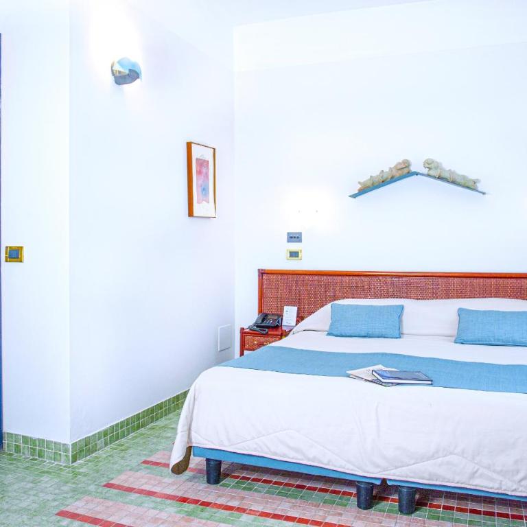 Hotel Della Baia - Camera Matrimoniale/Doppia con Letti Singoli - 2