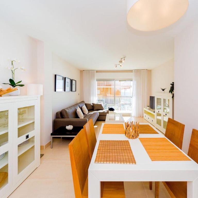 Шикарная квартира на первой линии -Luxury apartment on the first line sea - Apartamento de 2 dormitorios - 12