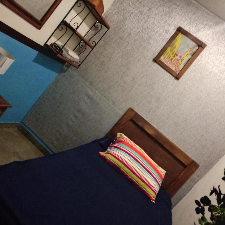 Hospedaje Del Campanero 19 - Budget Single Room with Shared Bathroom - 9