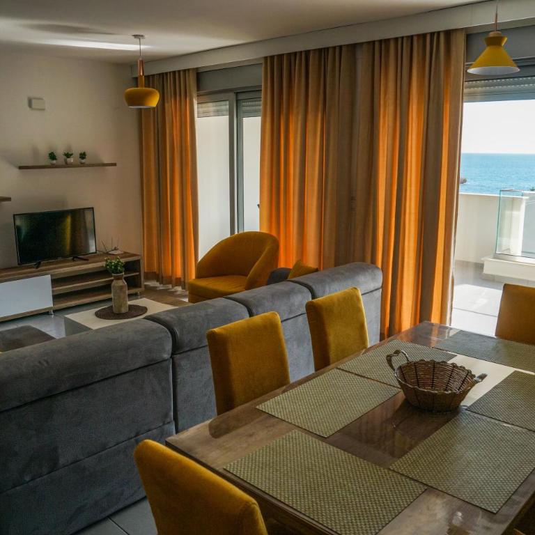 BUZUKU Apartments Liman (Mediterraneo) - Apartman sa 2 Spavaće Sobe, Terasom i Pogledom na More - 6