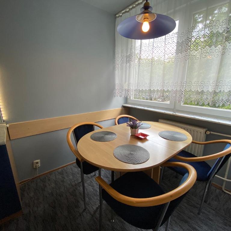 Apartment 8 - Apartment - 8