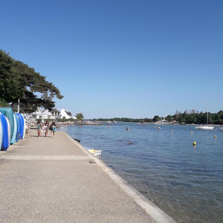 Au calme, avec jardin et proches des sites touristiques - Appartement 2 Chambres - 42