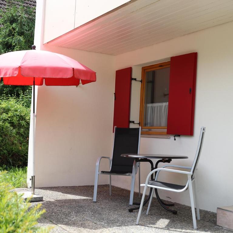Ferienwohnung #4 mit Terrasse in zentraler dennoch ruhiger Lage - Stadtbus vor der Tür! - One-Bedroom Apartment - 14