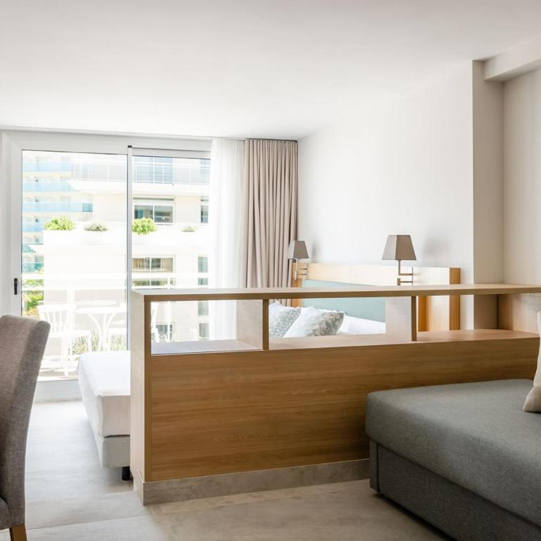 Gran Palas Hotel - Spa incluido - Family Room with Garden View (3 Adults + 1 child) - 4