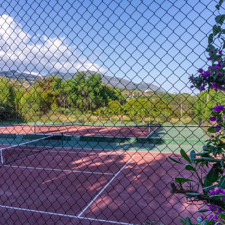 Private Finca with swimming pool and tennis courts - Casa de 5 dormitorios - 4