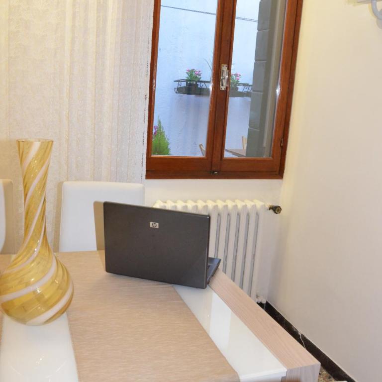 Venice Life - Appartamento con 2 Camere da Letto - 81