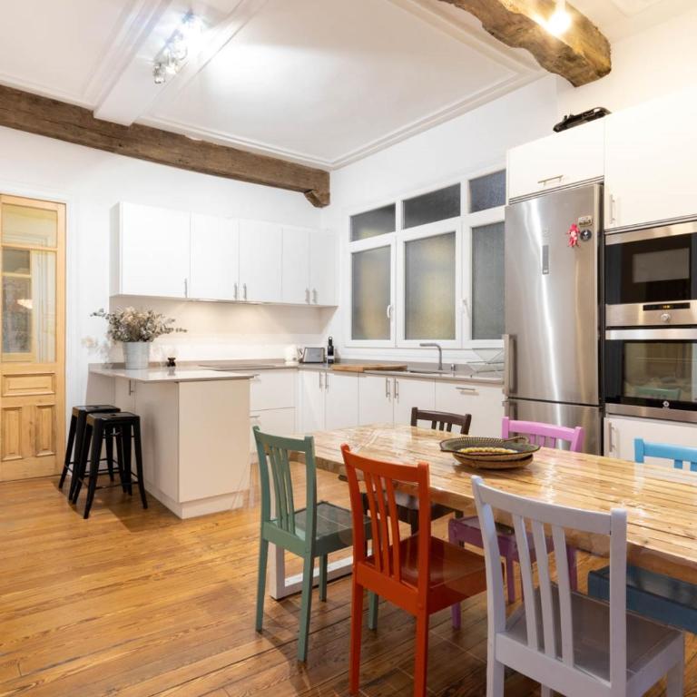 Amazing down town, near guggenheim. céntrico - Three-Bedroom Apartment - 6
