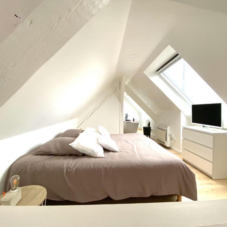 LA CLE DES TOITS - Apartment - 9