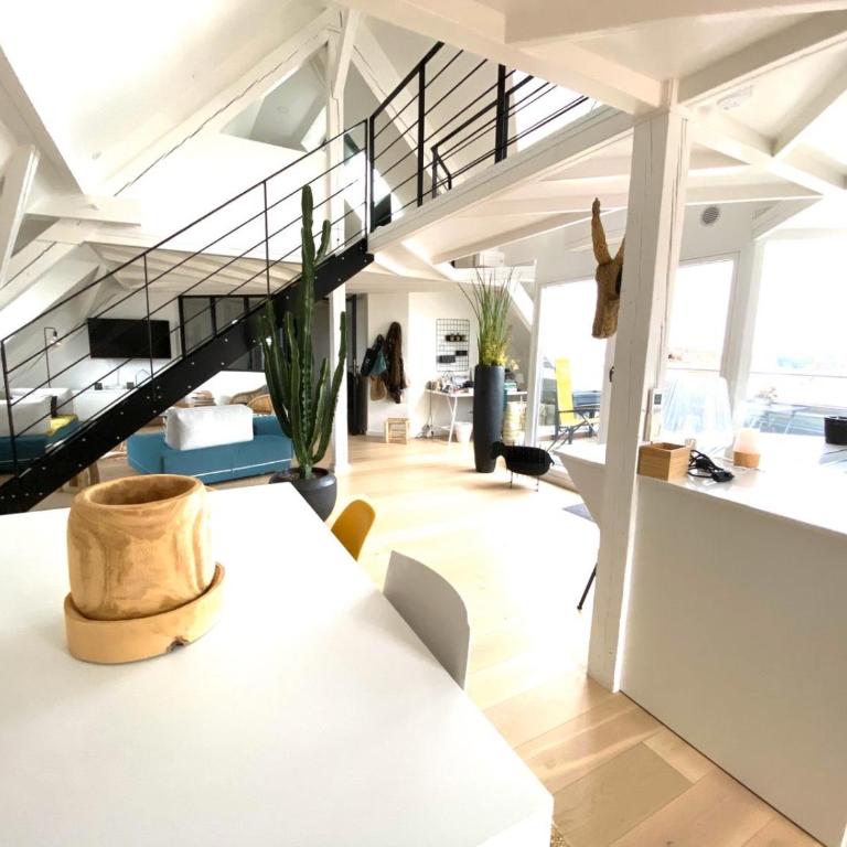 LA CLE DES TOITS - Apartment - 5