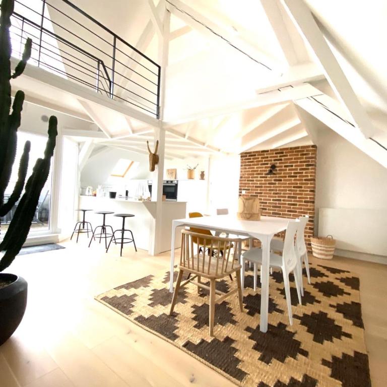 LA CLE DES TOITS - Apartment - 1