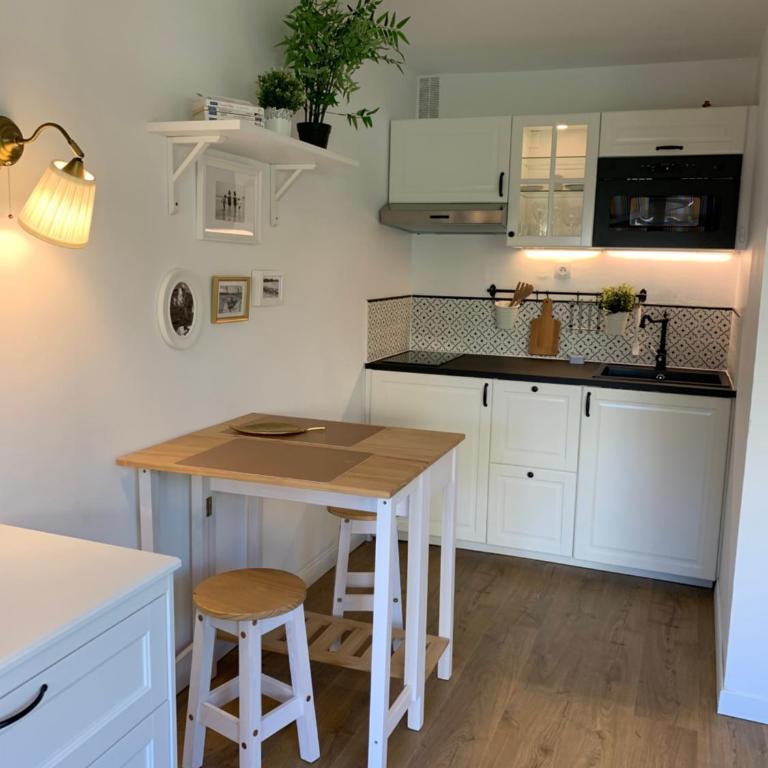 Appartement avec terrasse au centre de GRUISSAN - Studio - 3