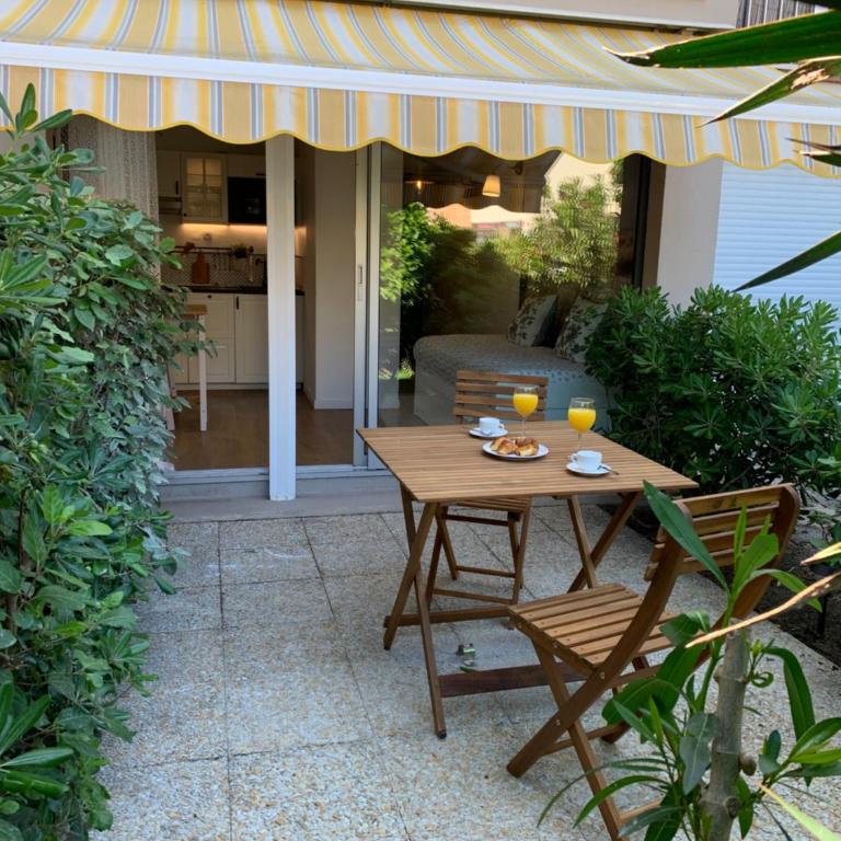 Appartement avec terrasse au centre de GRUISSAN - Studio - 5