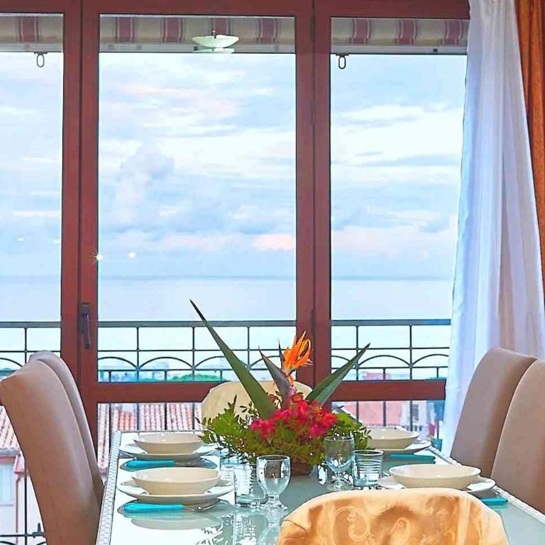 Amazing View Home - Appartamento con 2 Camere da Letto - 1