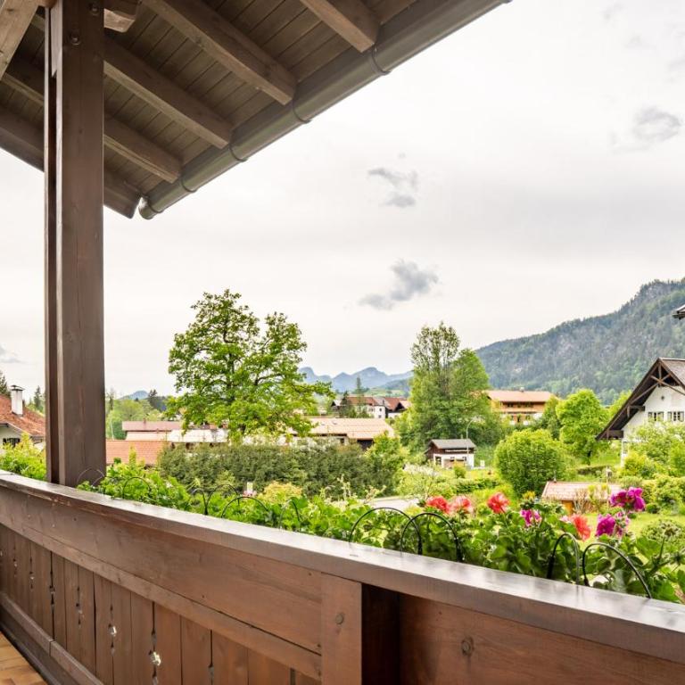 Gästehäuser Schwemmbauer - Apartment mit 1 Schlafzimmer und Balkon - 9