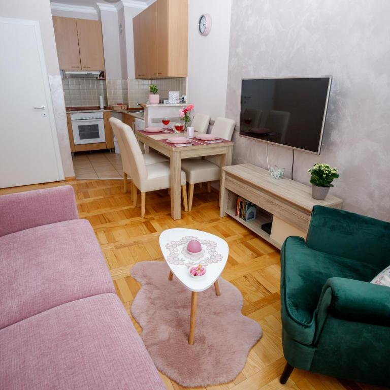 Apartman Boska - Apartment with Balcony - 13