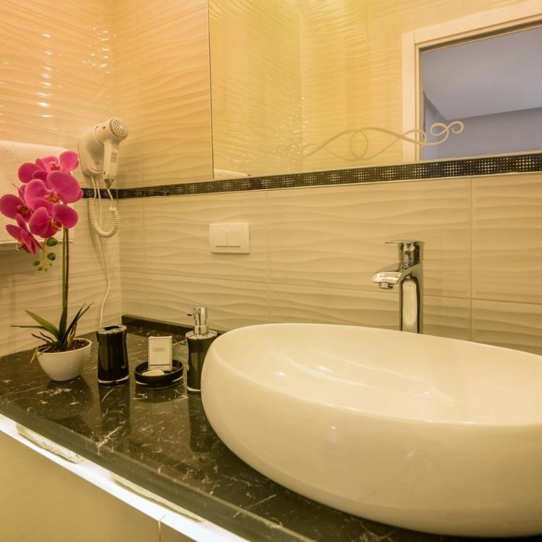 Apartments Vujicic - Studio sa Terasom - 13