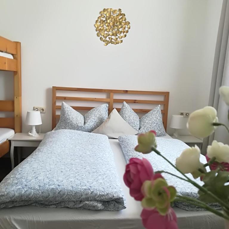 House LA Neuschwanstein Blick - Budget City Hotel - Familienzimmer mit Bad - 7