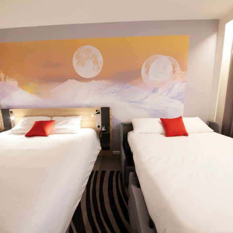Novotel Clermont-Ferrand - Chambre Lit Queen-Size Supérieure avec Canapé-Lit - 8