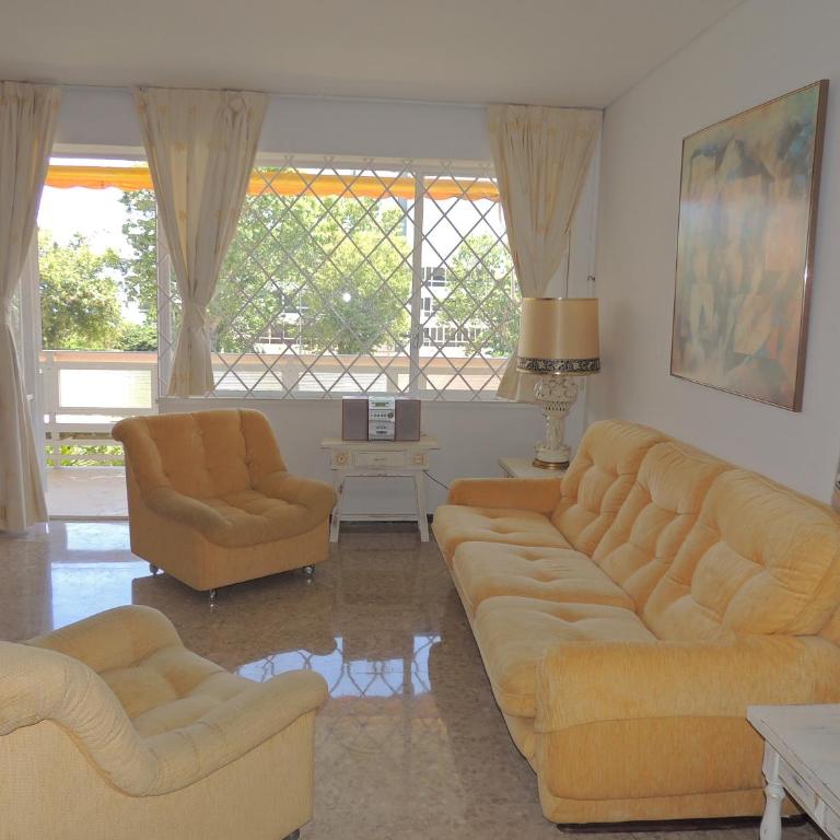 Eurosol Carihuela Beach - Three-Bedroom Apartment - 6