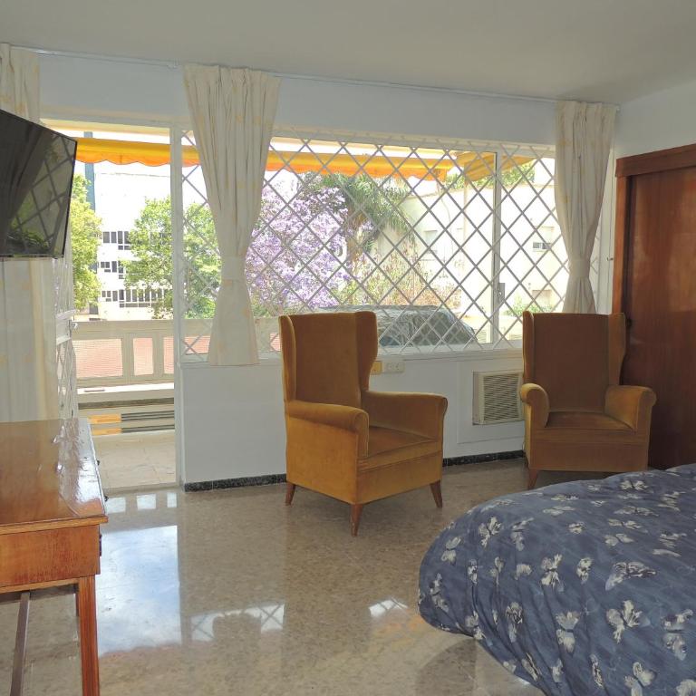 Eurosol Carihuela Beach - Three-Bedroom Apartment - 16