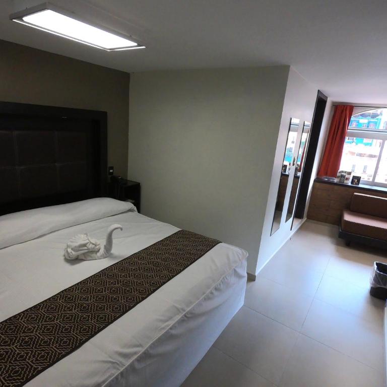 Hotel San Diego - Penthouse Suite - 11