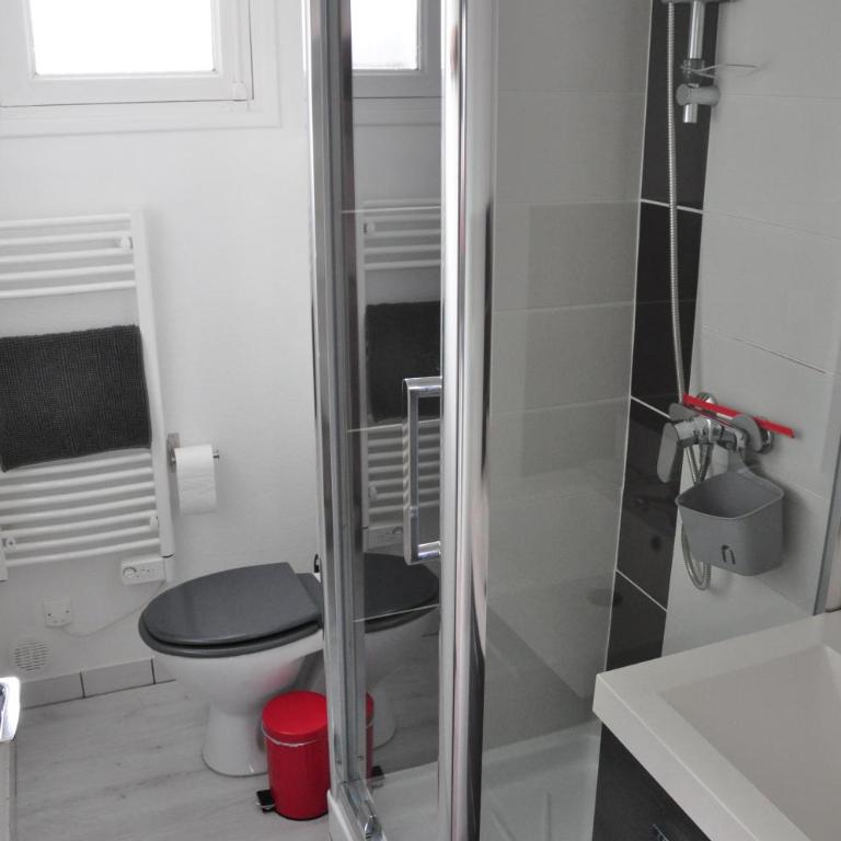 Appartement cosy refait à neuf au coeur de Saint Nazaire à 300m du front de mer - Appartement - 8