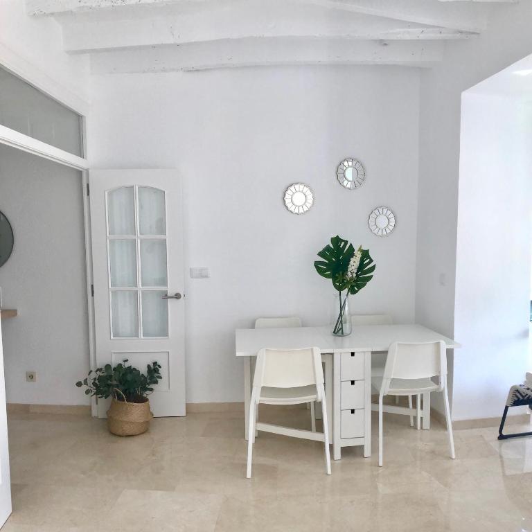Enclave Paseito - Postiguet - Three-Bedroom Apartment - 3