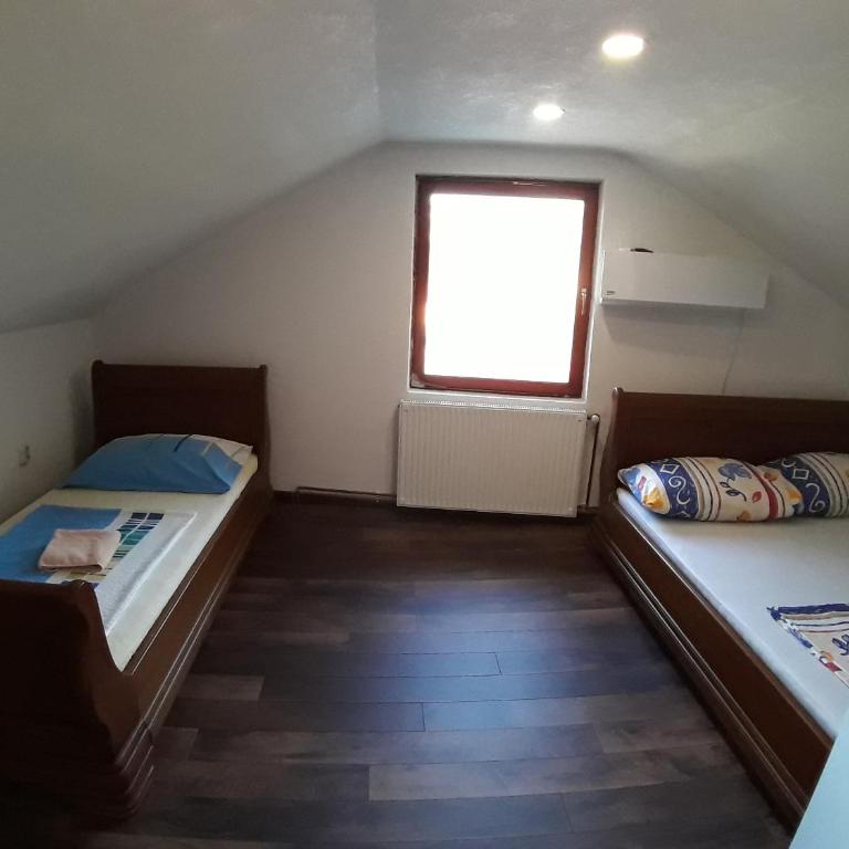 Cumurija Bridge Accommodation - Apartman sa 1 Spavaćom Sobom - 3