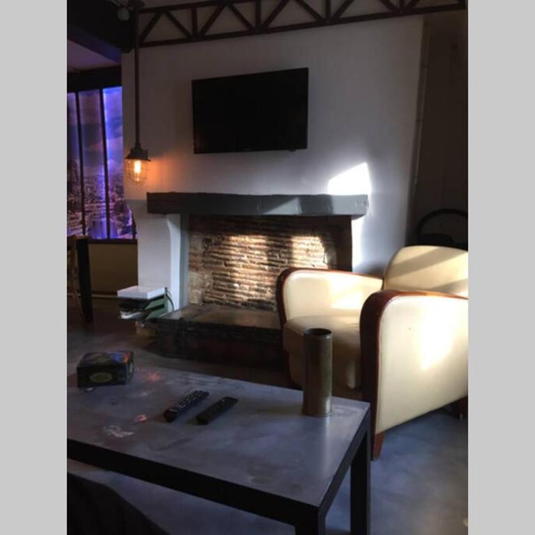 T3 duplex industriel hyper centre ville historique - Apartamento de 2 dormitorios - 34