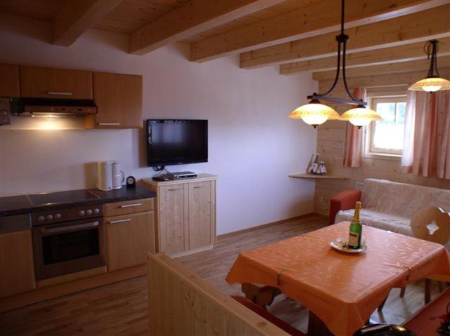 Dreimäderlhaus - Apartment mit 2 Schlafzimmern und Dusche - 10