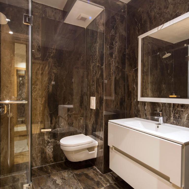 Hotel WOW - Porodični Apartman Tipa "Suite" - 3